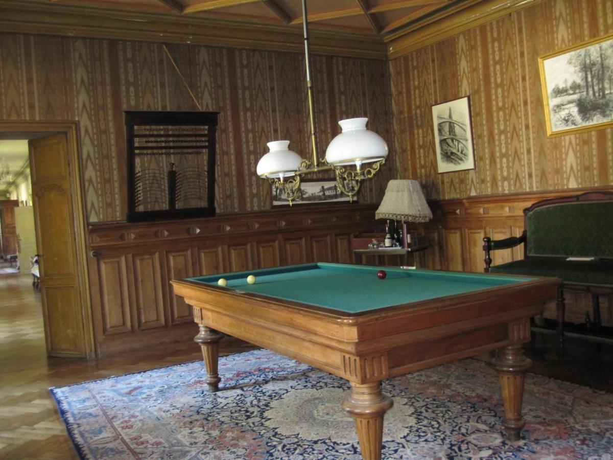 לינה וארוחת בוקר Chateau De Mauvilly מראה חיצוני תמונה